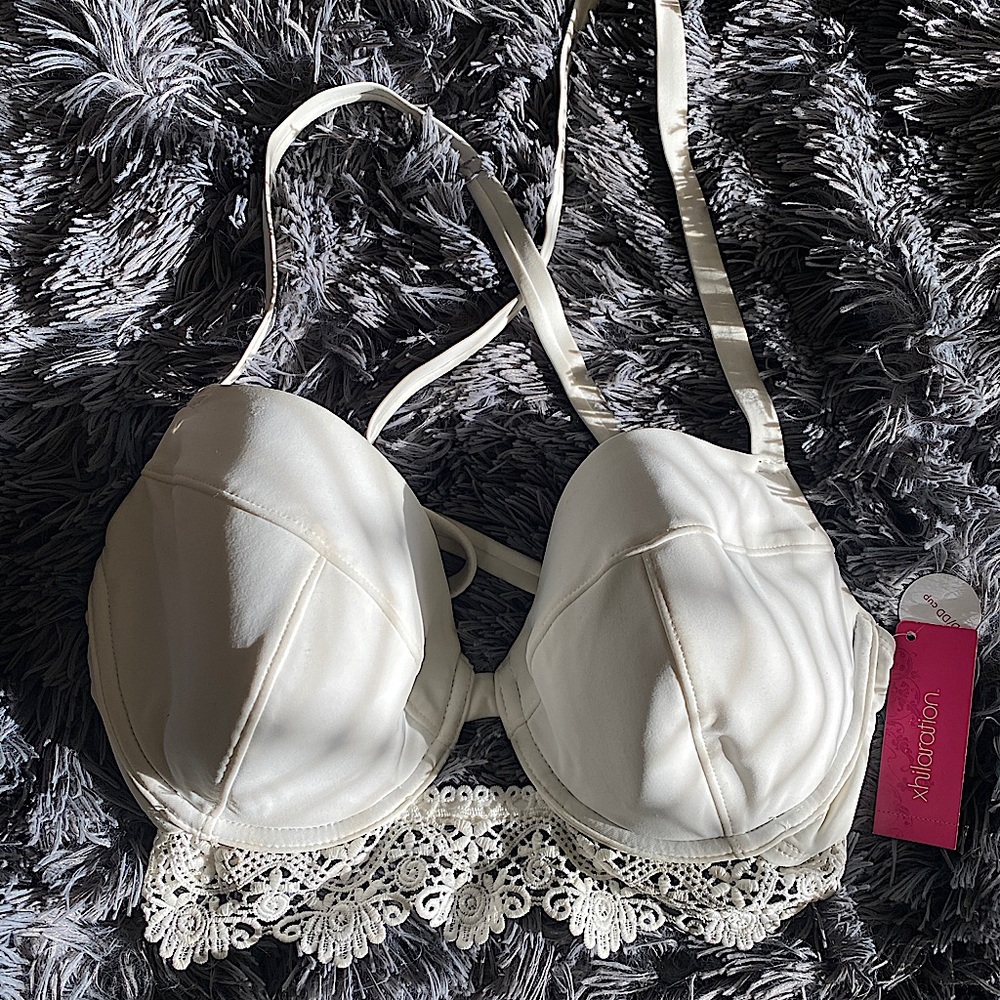 Cute white bikini top